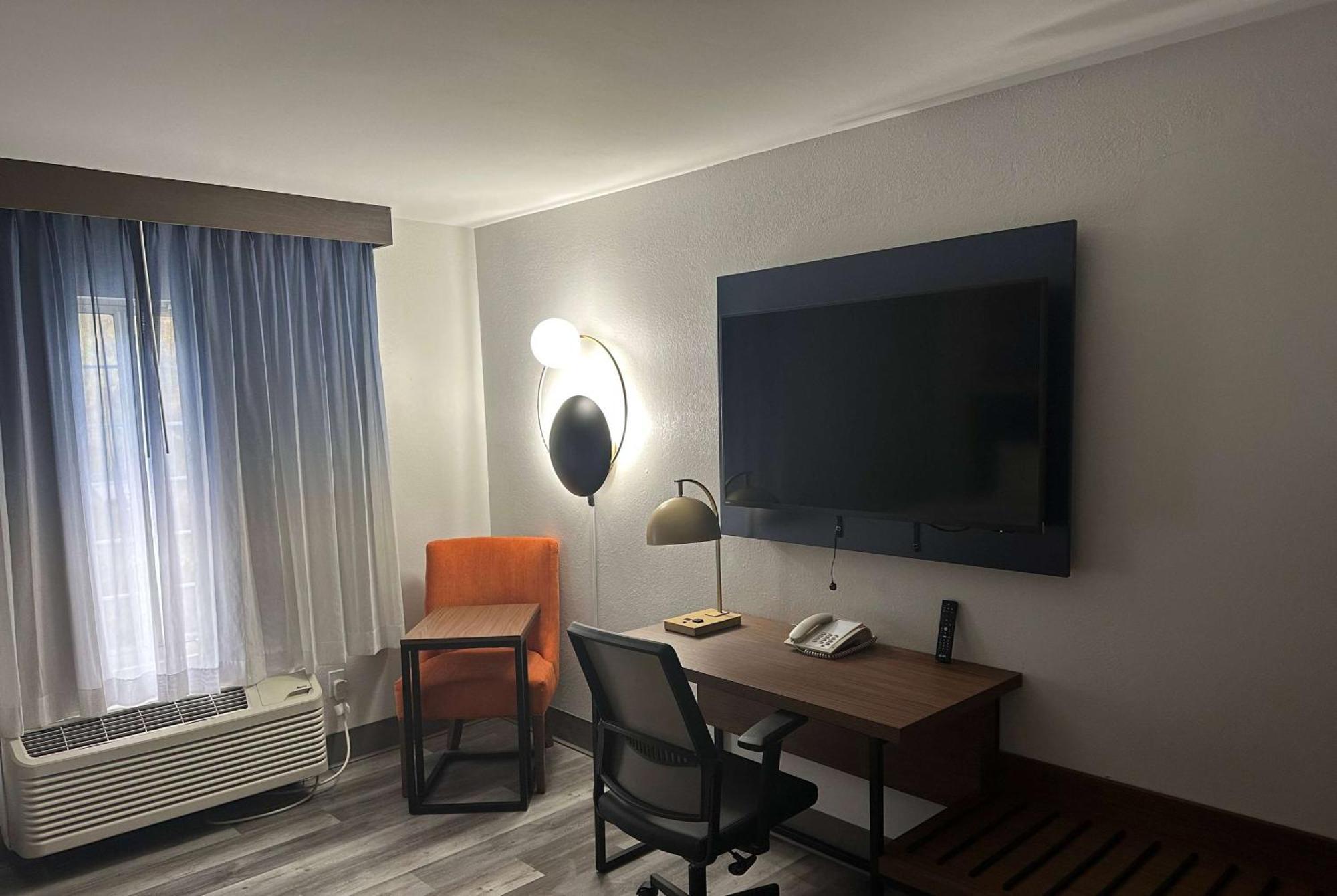 La Quinta By Wyndham Birmingham הומווד מראה חיצוני תמונה