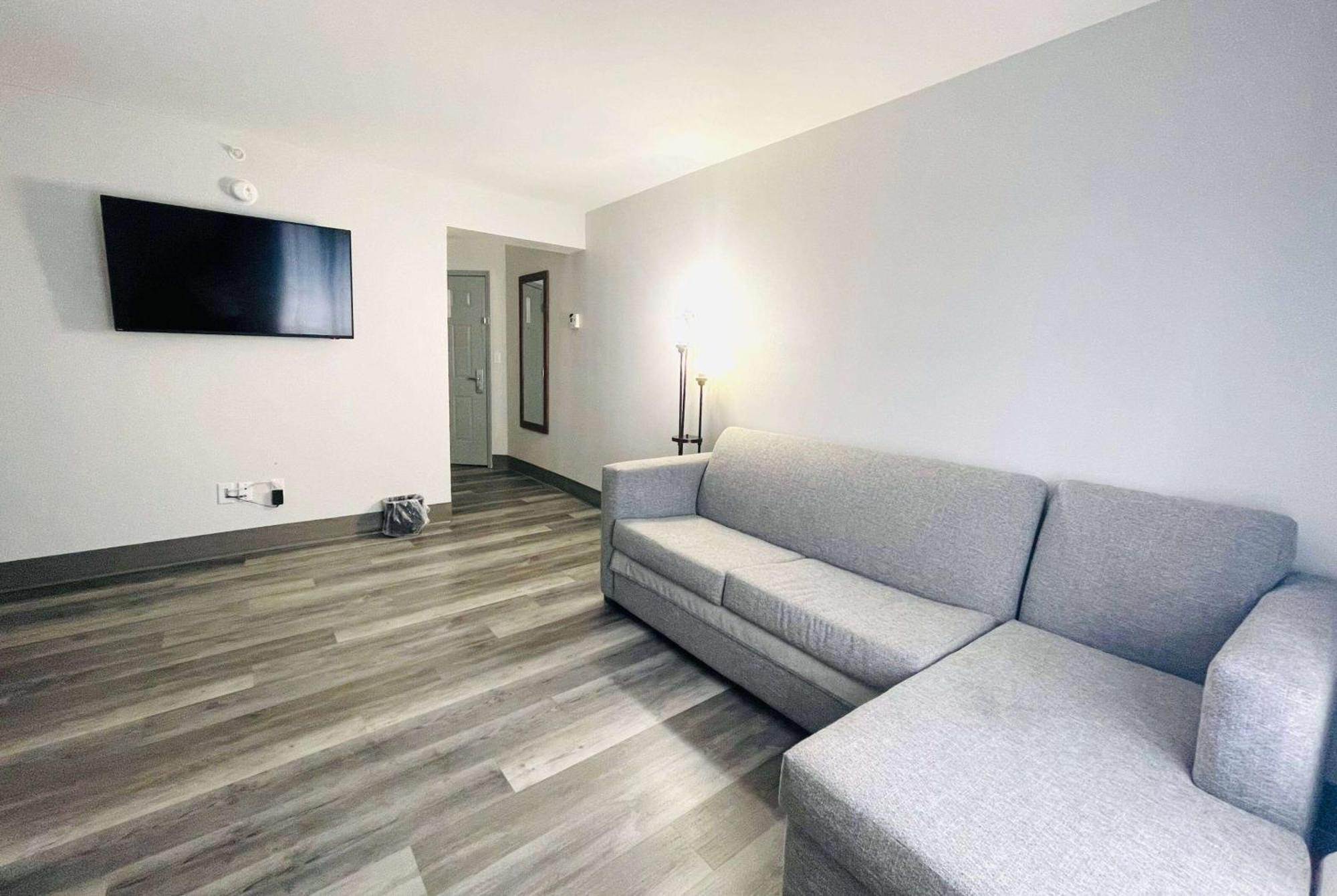 La Quinta By Wyndham Birmingham הומווד מראה חיצוני תמונה